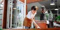 US restaurant hiring rebounding, wages flattening